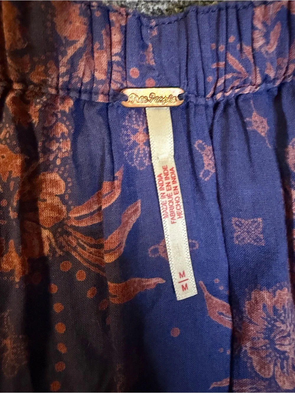 💙Free People Deep Blue Floral Maxi Dress with Rust Accents. Gently worn, size M